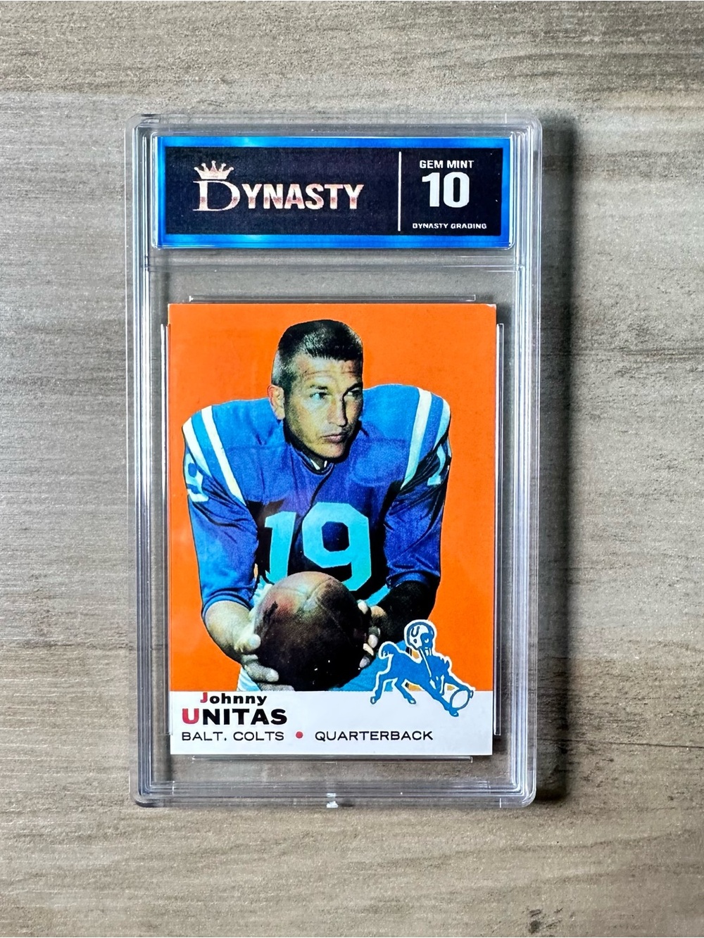 Johnny Unitas Gem Mint 10 1967 Topps #25 Novelty Card. Baltimore Colts.